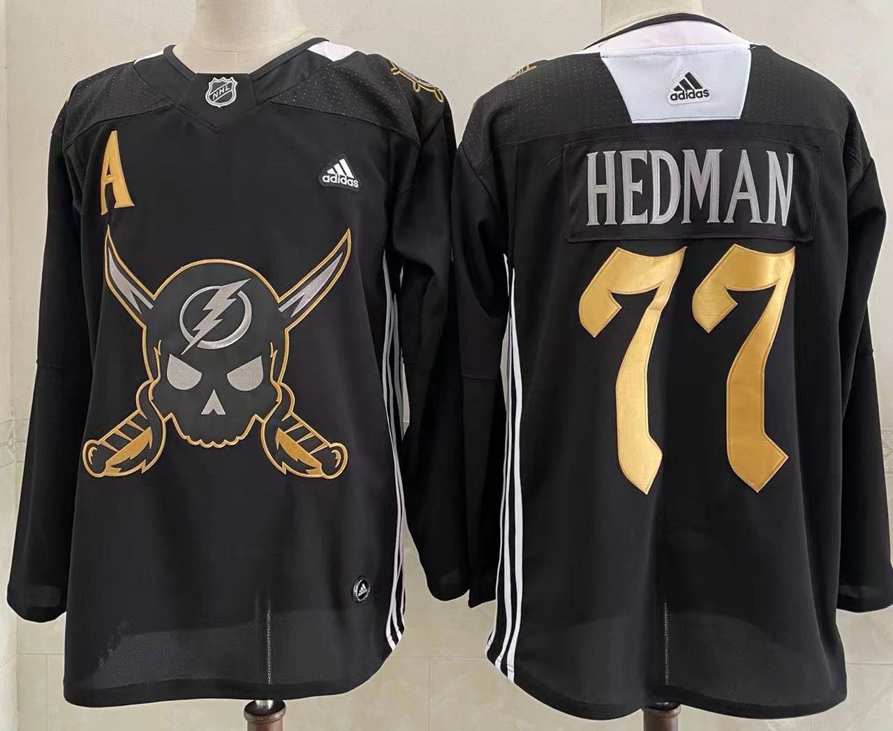 Men Tampa Bay Lightning #77 Hedman Black Classic Edition 2022 Adidas NHL Jersey